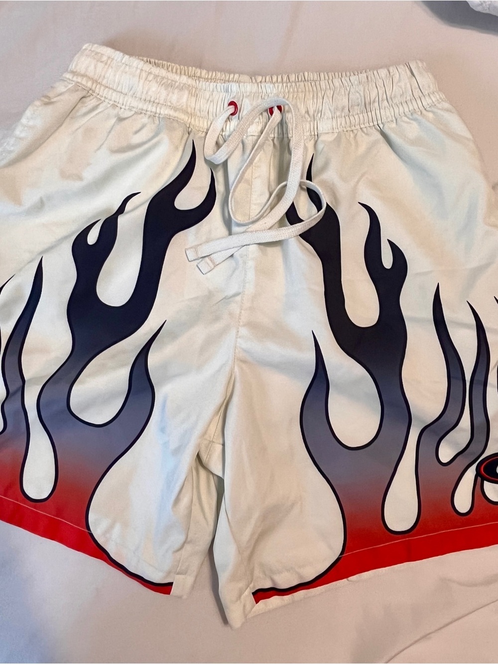 Nike Sportswear Woven Flow Americana Flame Shorts White Mesh Lined Mens S